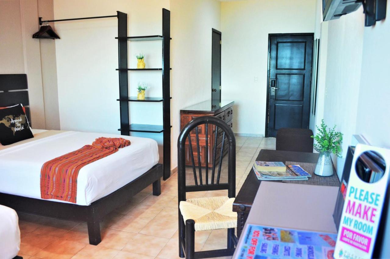 Hacienda Morelos Beachfront Hotel Puerto Morelos Ngoại thất bức ảnh