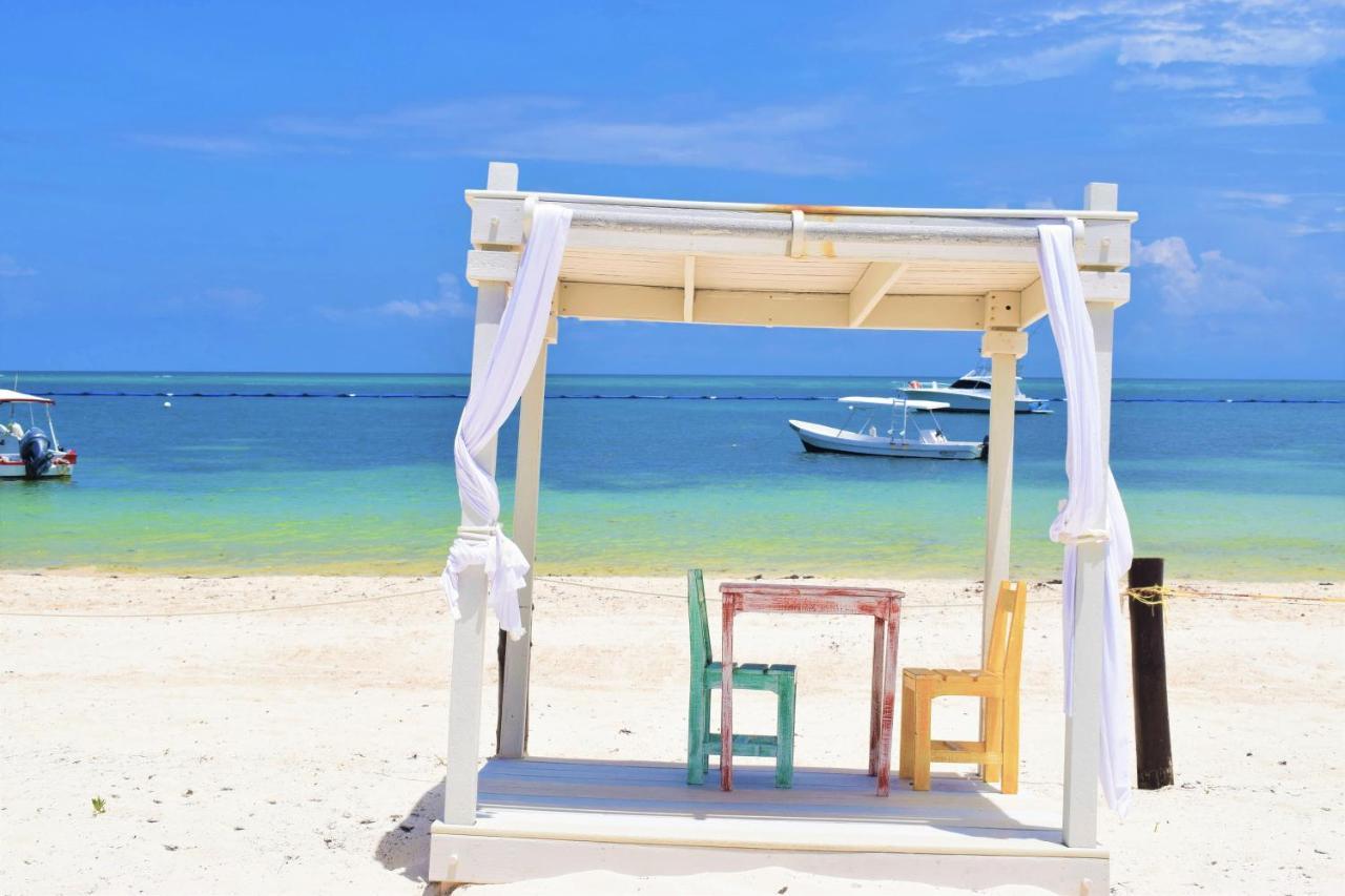 Hacienda Morelos Beachfront Hotel Puerto Morelos Ngoại thất bức ảnh