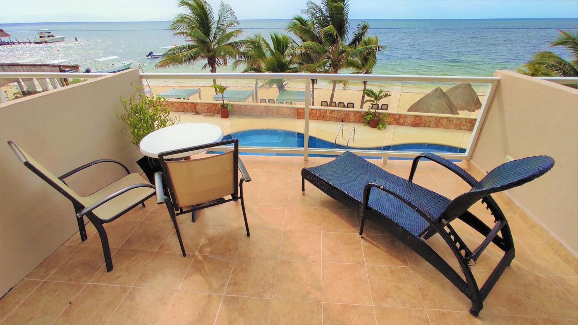 Hacienda Morelos Beachfront Hotel Puerto Morelos Ngoại thất bức ảnh