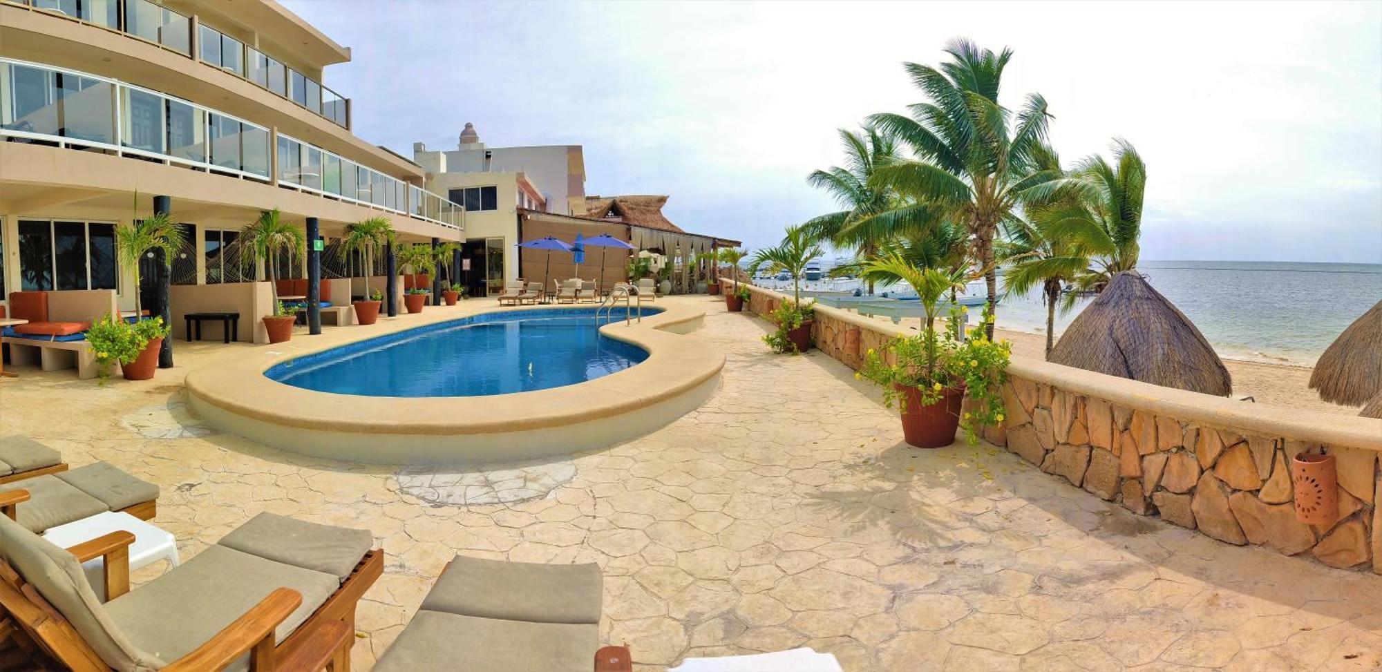 Hacienda Morelos Beachfront Hotel Puerto Morelos Ngoại thất bức ảnh