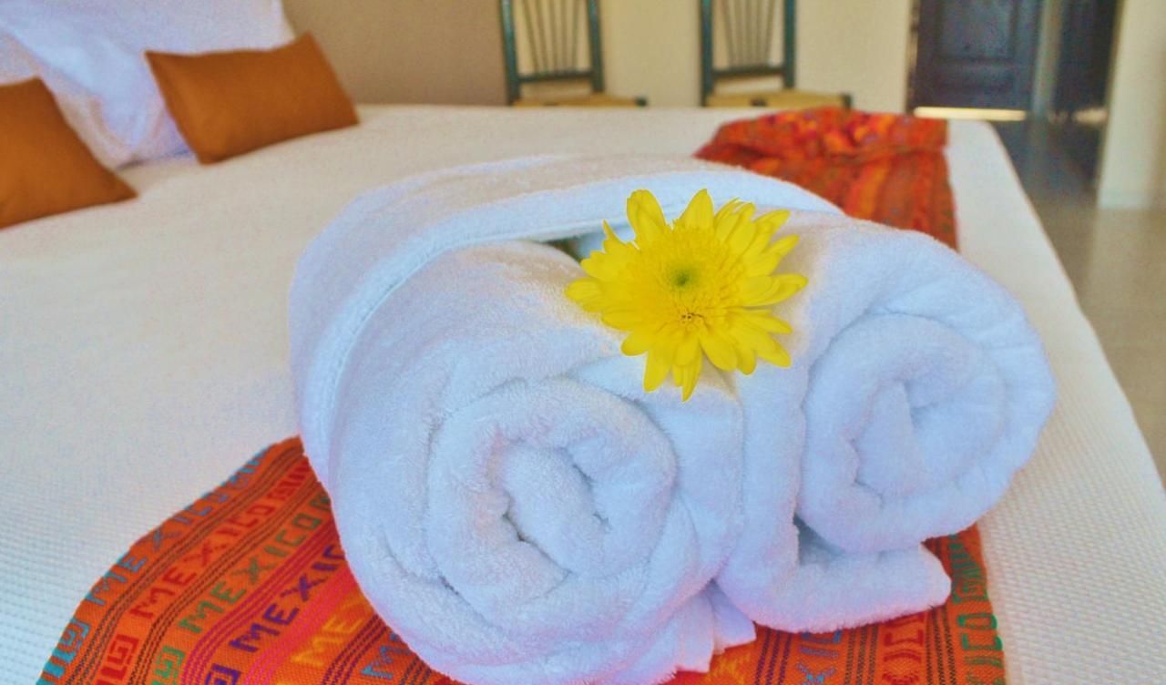 Hacienda Morelos Beachfront Hotel Puerto Morelos Ngoại thất bức ảnh